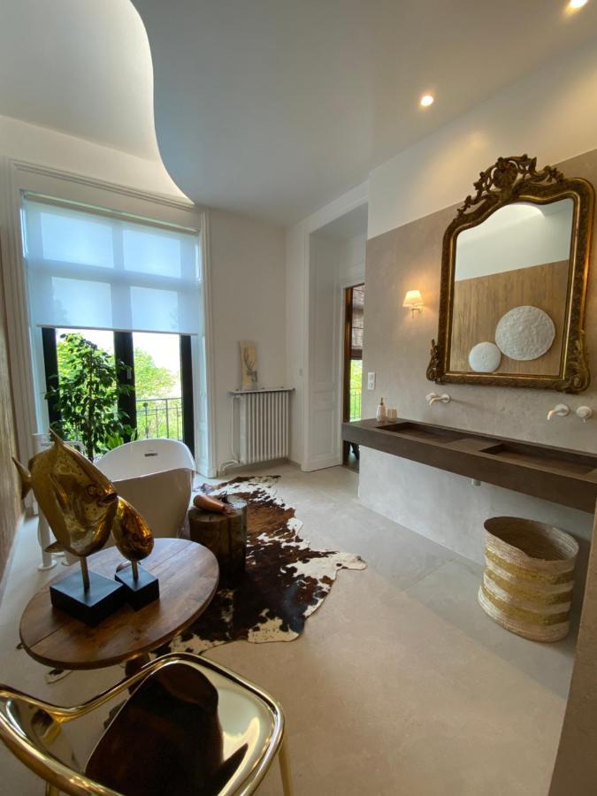 Manoir Du Colombier Saint-Maurice-l'Exil Luaran gambar
